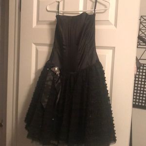 Black Sz 2 Jessica McClintock strapless dress